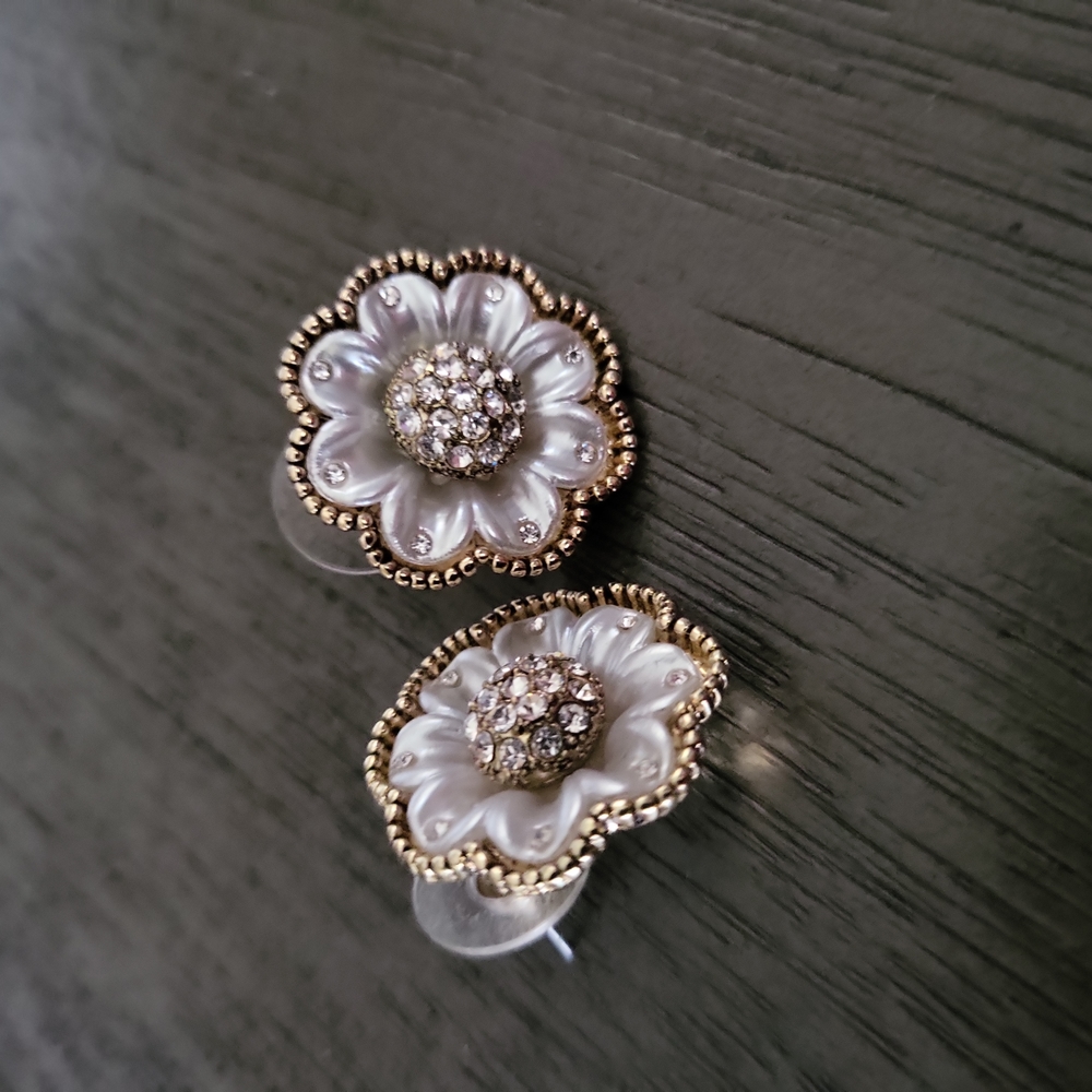 Plunder earrings